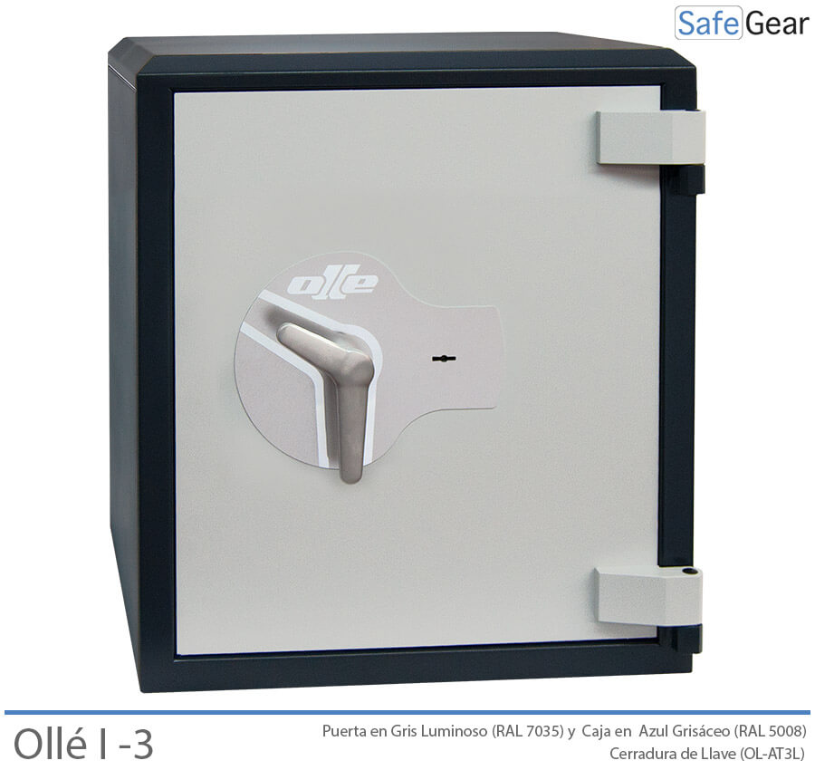 Ollé I-3 Grade 1 safe with key lock, door closed