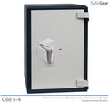 Ollé I-4 Grade 1 safe with key lock, door closed