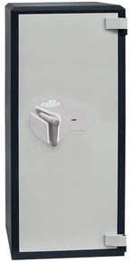 Ollé I-7 Grade 1 safe with key lock, front view